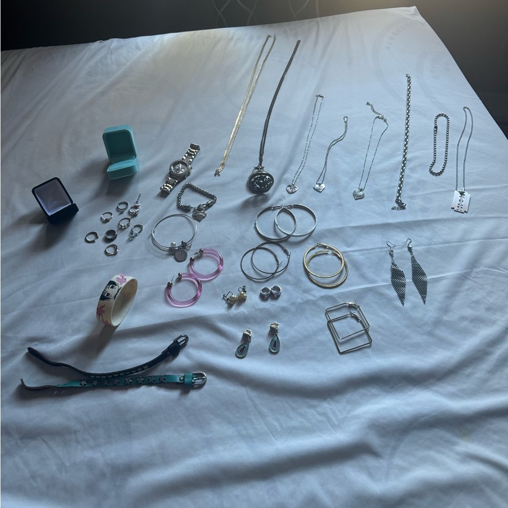 Jewlery bundle lot